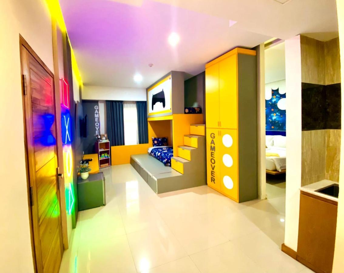 Luminor Hotel Banyuwangi By Wh Esterno foto