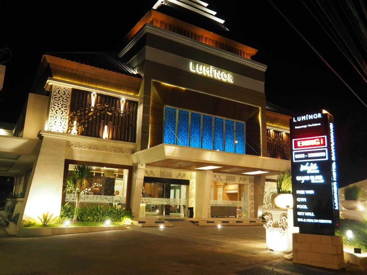 Luminor Hotel Banyuwangi By Wh Esterno foto